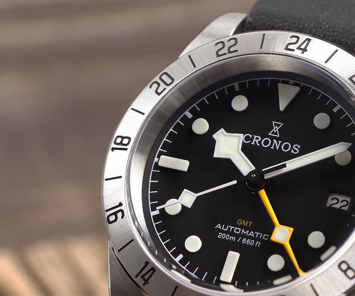 Cronos Vintage GMT 39mm NH34 O - Tropic Strap Vintage recensione e prezzo