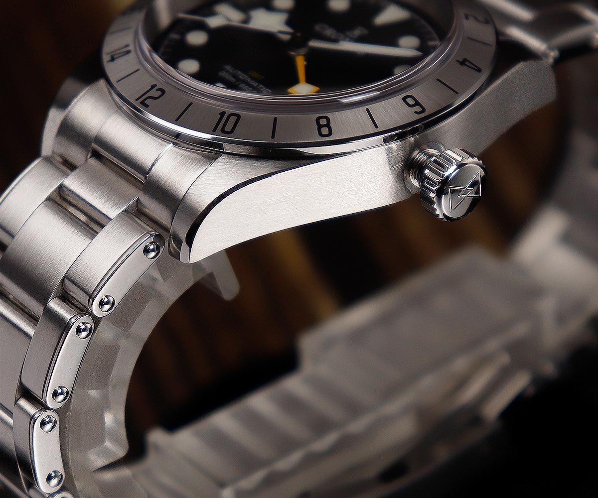 Cronos Vintage GMT 39mm NH34 O - Tropic Strap Vintage recensione e prezzo